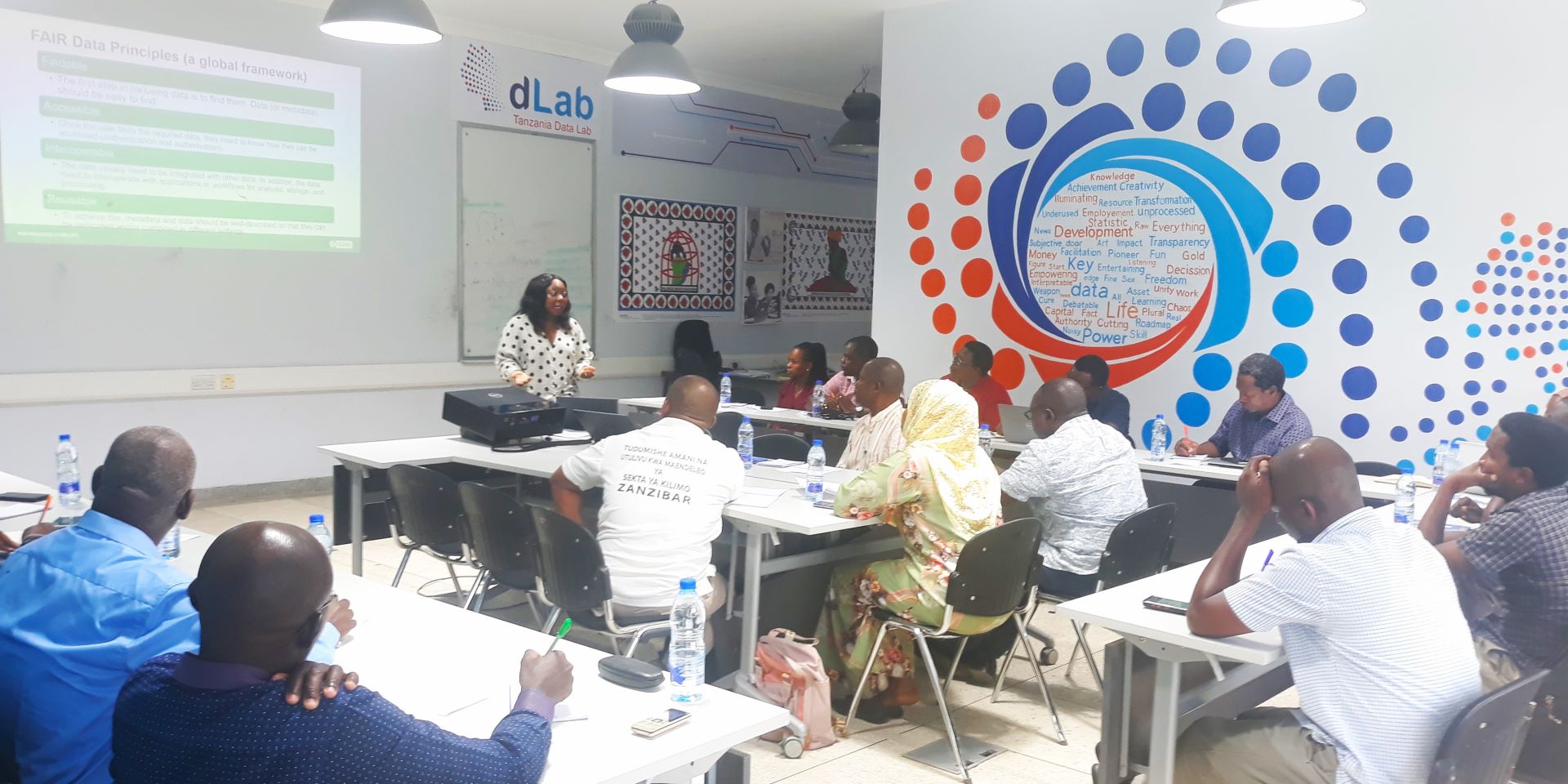 Chipo Cosford, Senior Project Manager, leads a FAIR data training workshop in Tanzania, 2022 (credit: CABI)
